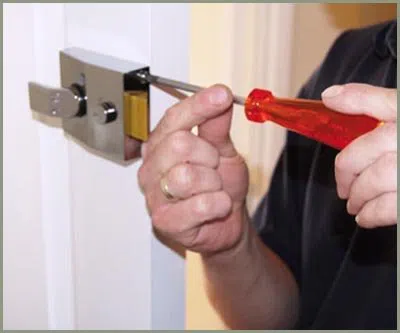Locksmith Solution Services Bethesda, MD 301-485-7495 - 68-44-11